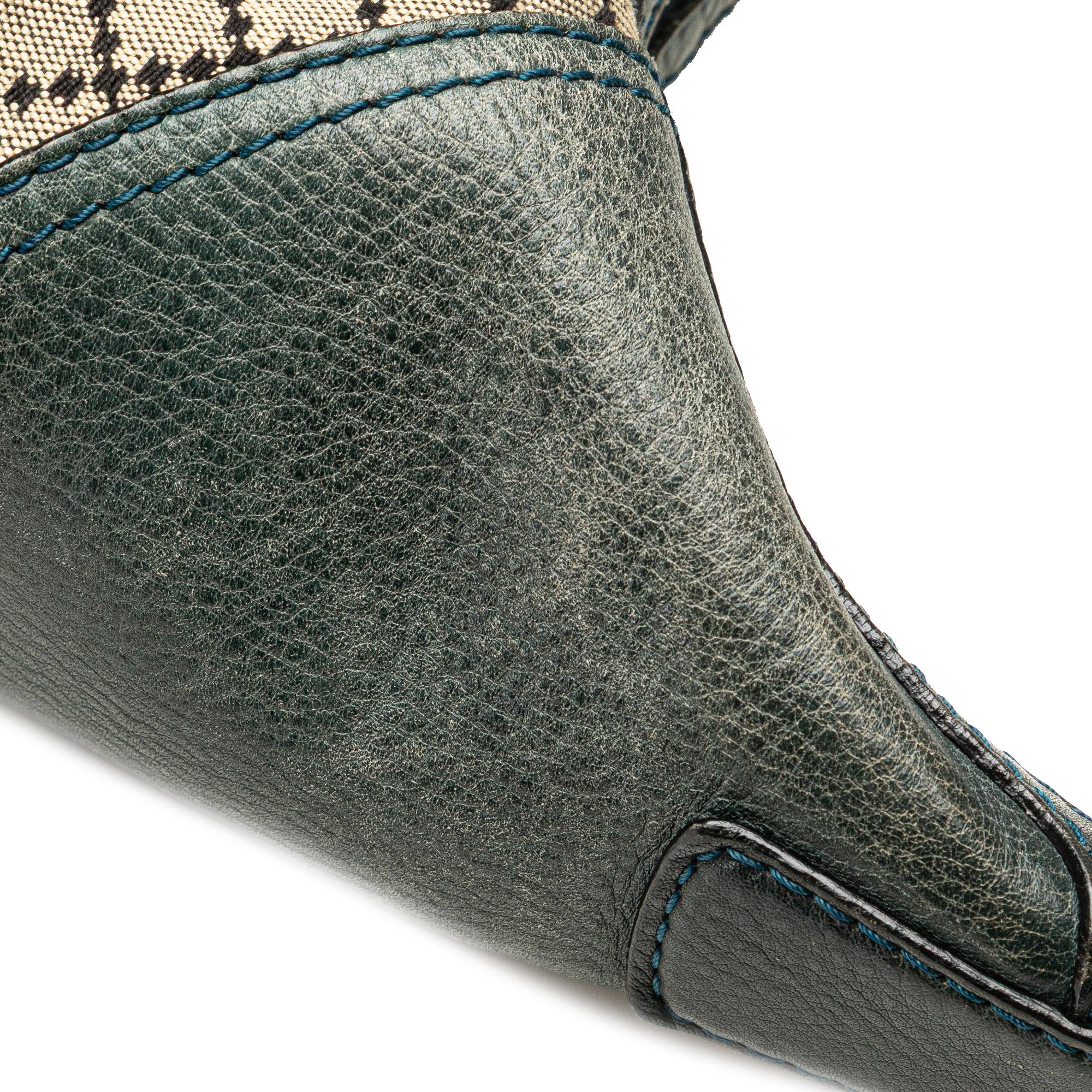 Gucci Diamante Canvas Catherine Hobo