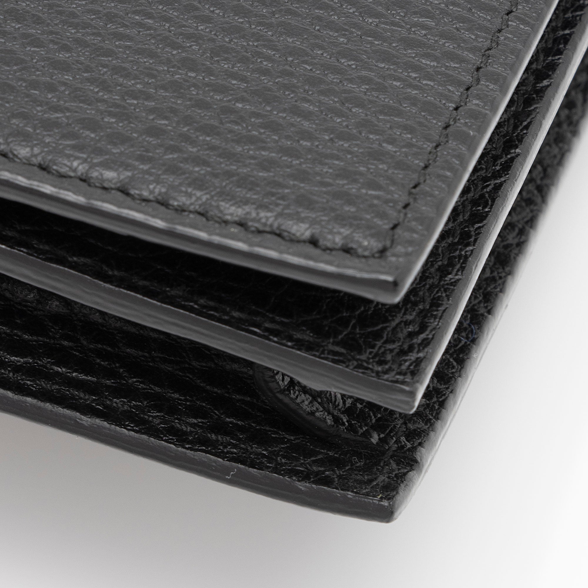 Gucci Dollar Calfskin Betty Medium Chain Wallet (SHF-2pD5un)