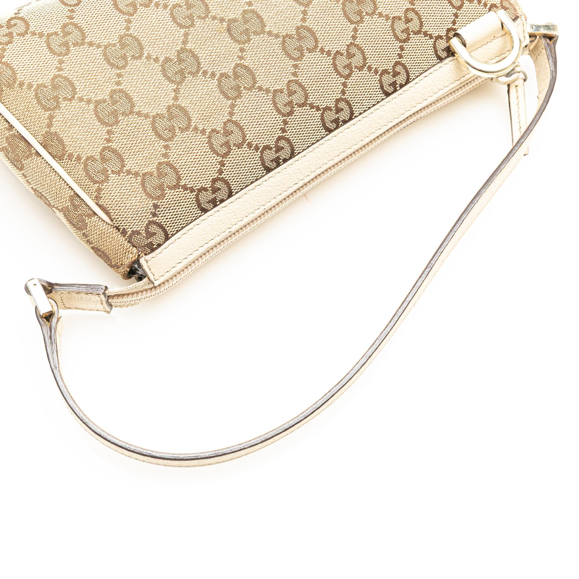 Gucci GG Canvas Abbey D Ring Pochette