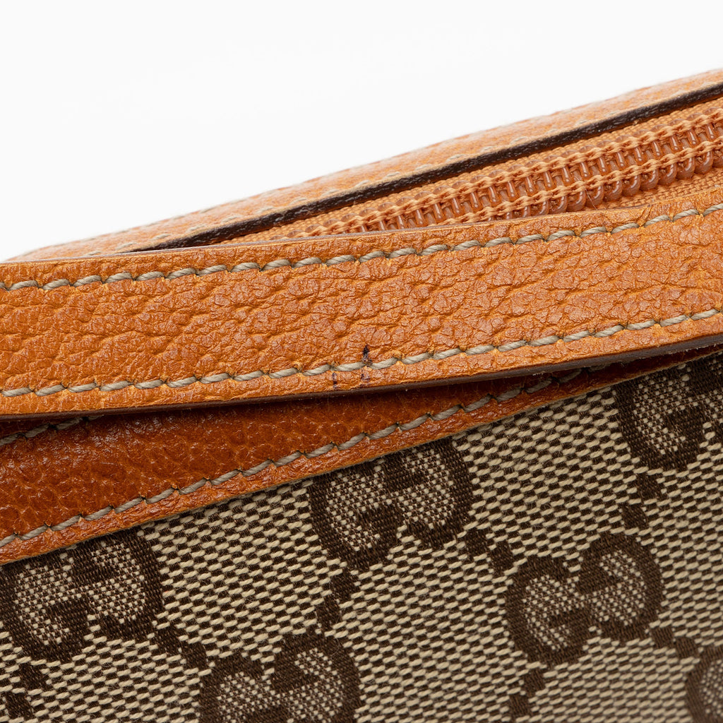 Gucci GG Canvas Abbey D Ring Pochette