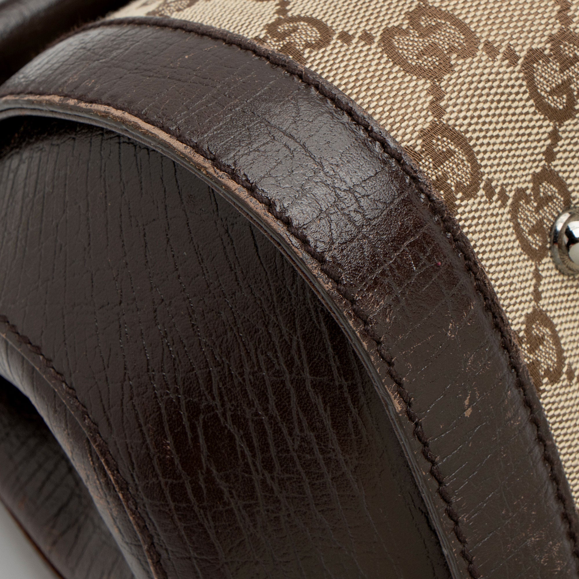 Gucci GG Canvas Bamboo Bullet Medium Satchel (SHF-QsKk05)