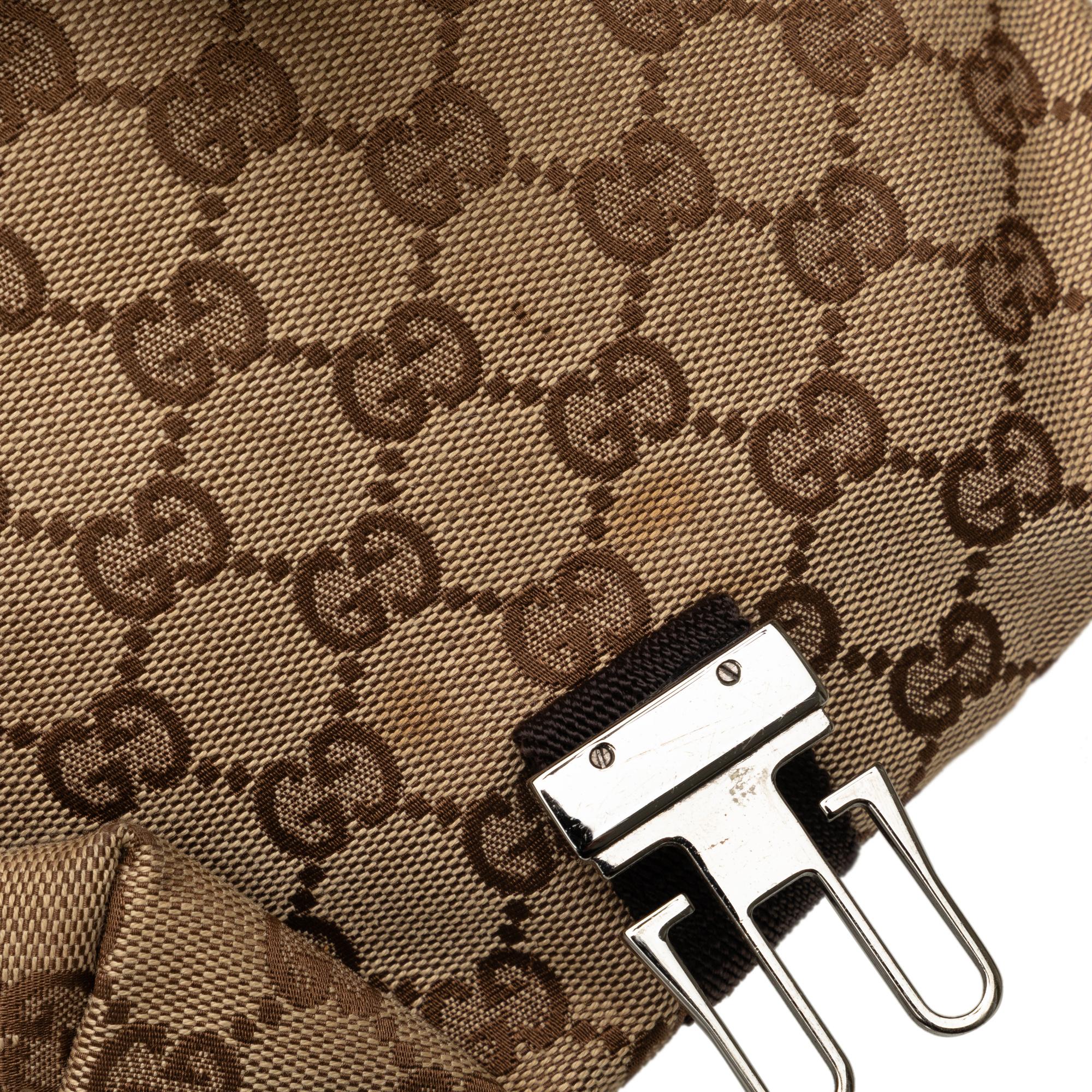 Gucci GG Canvas Belt Bag (SHG-h2DIhN)