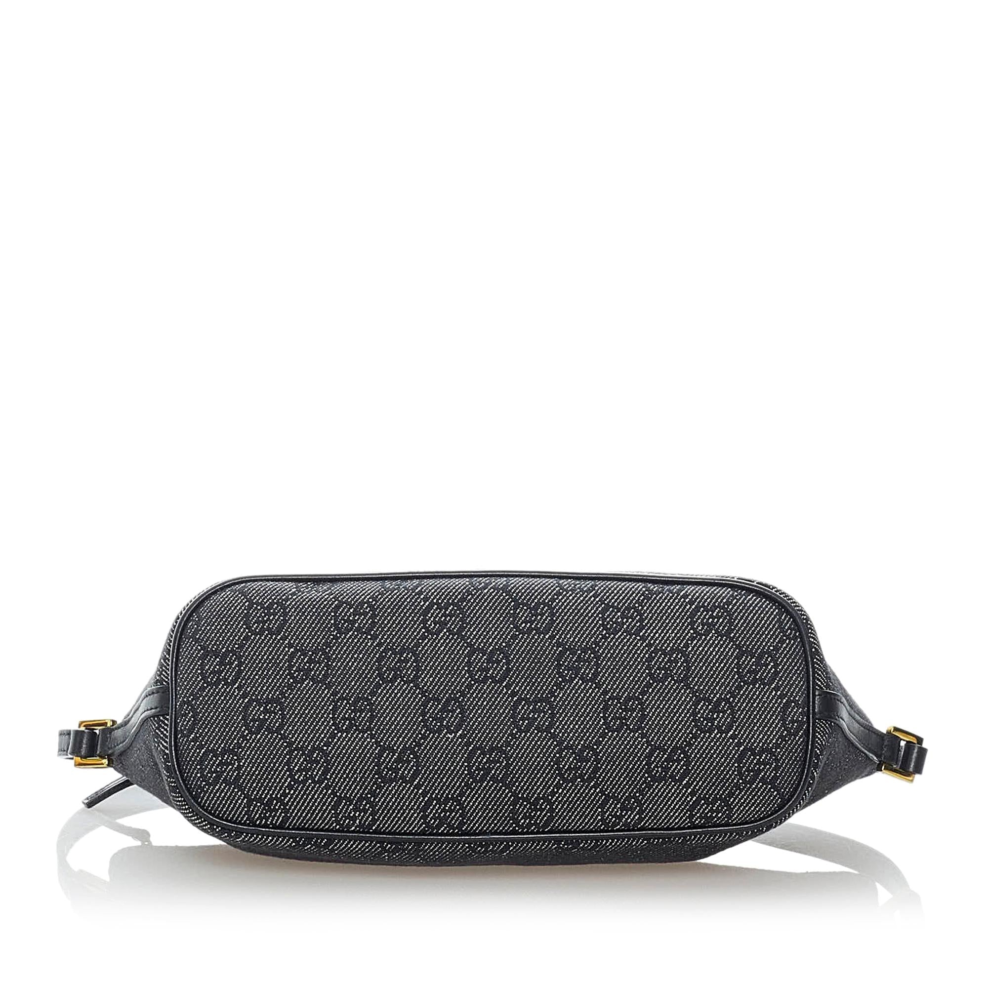 Gucci GG Canvas Boat Baguette (SHG-32025)