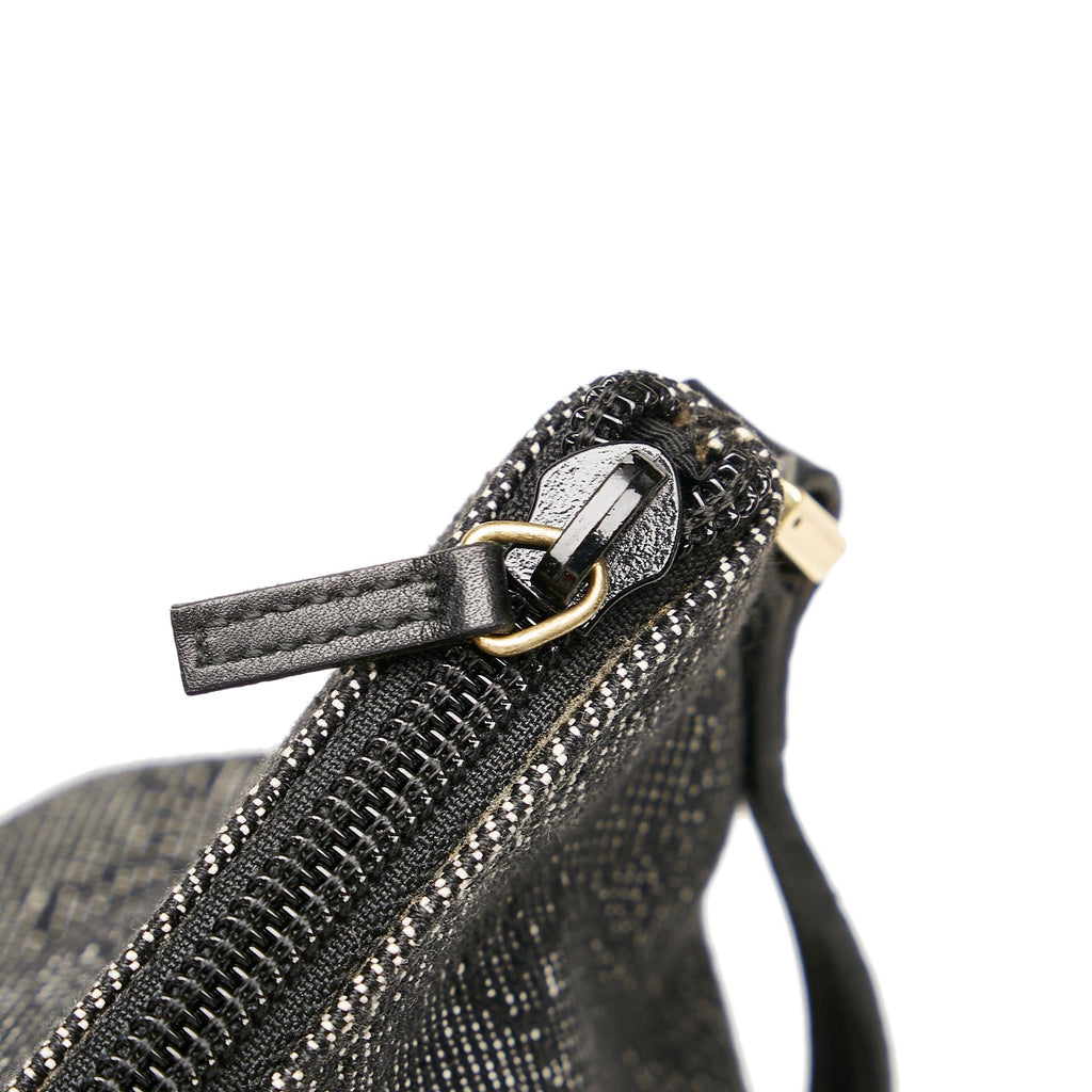 Gucci GG Canvas Boat Baguette (SHG-32251)