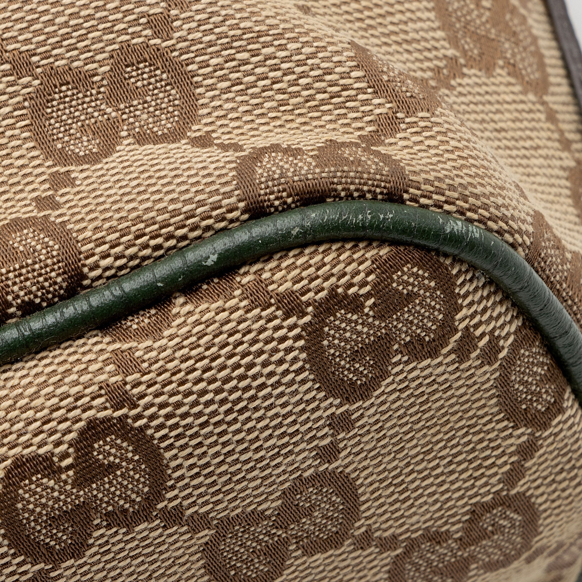 Gucci GG Canvas Classic Pochette (SHF-QPrDNd)