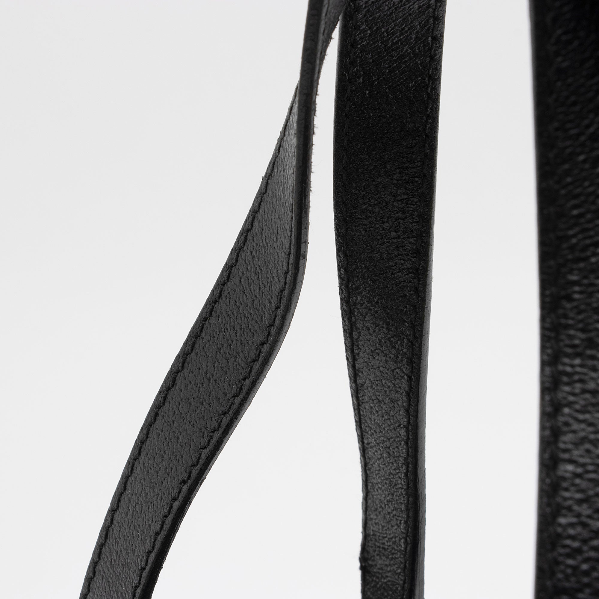 Gucci GG Canvas Charmy Satchel (SHF-wHUMyf)