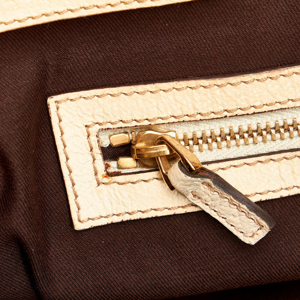 Gucci GG Canvas Charmy Shoulder Bag (SHG-36151)