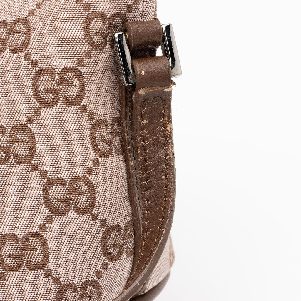 Gucci GG Canvas Classic Pochette (SHF-yWvmJf)