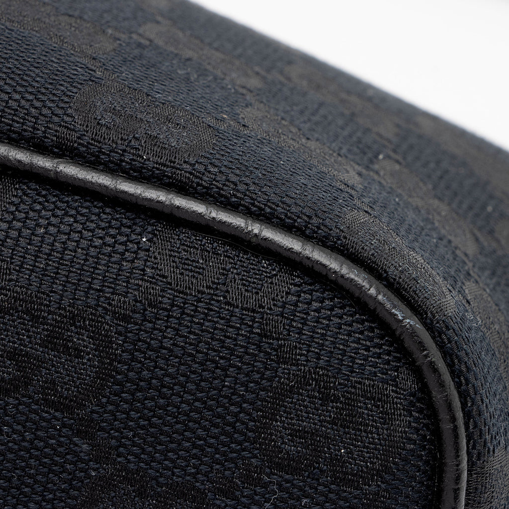 Gucci GG Canvas Classic Pochette (SHF-8YZvvs)