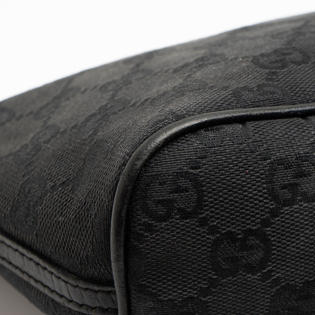 Gucci GG Canvas Classic Pochette
