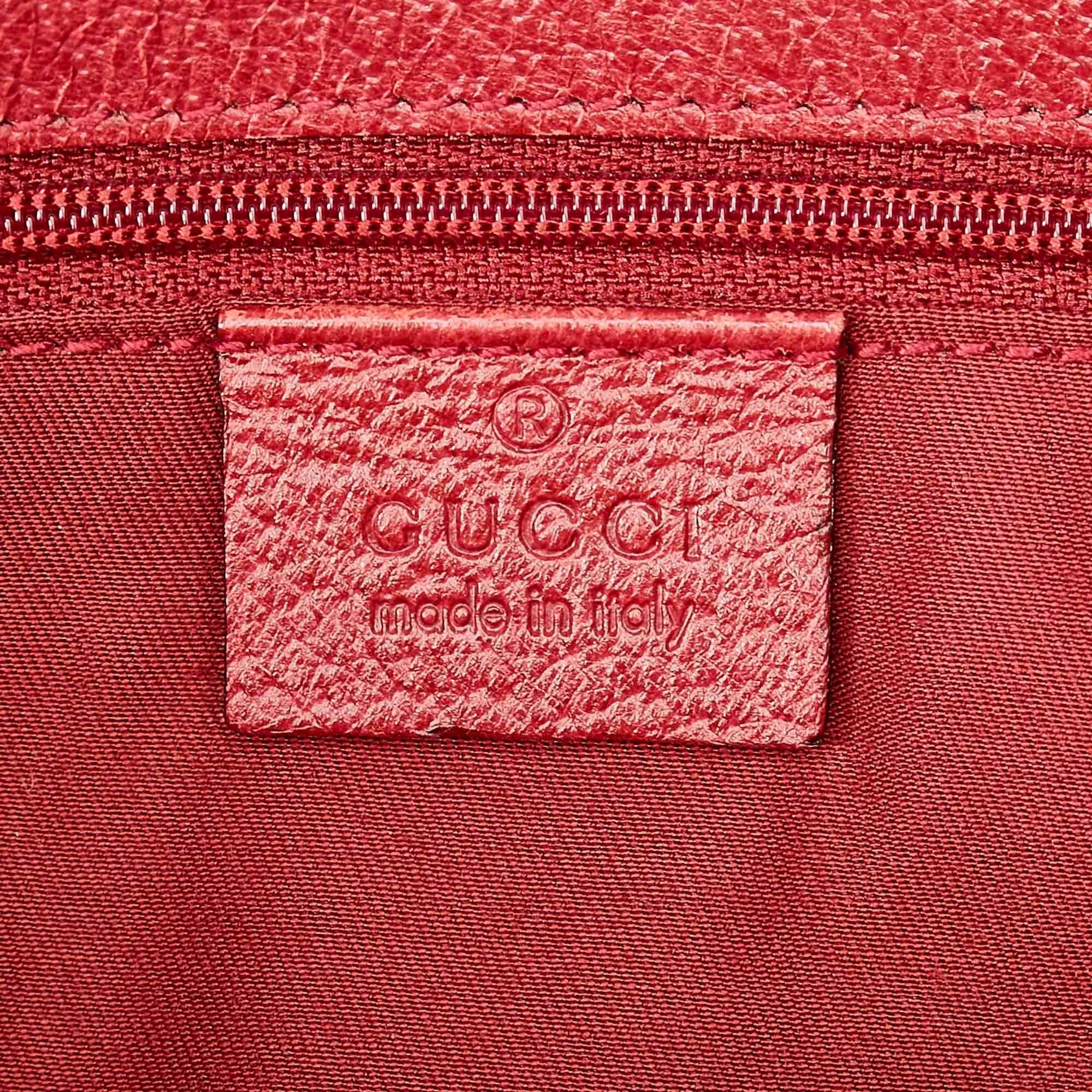 Gucci GG Canvas Eclipse Shoulder Bag (SHG-22203)