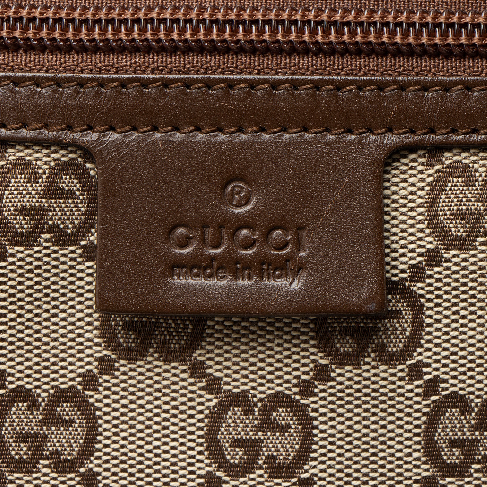 Gucci GG Canvas Flat Small Messenger