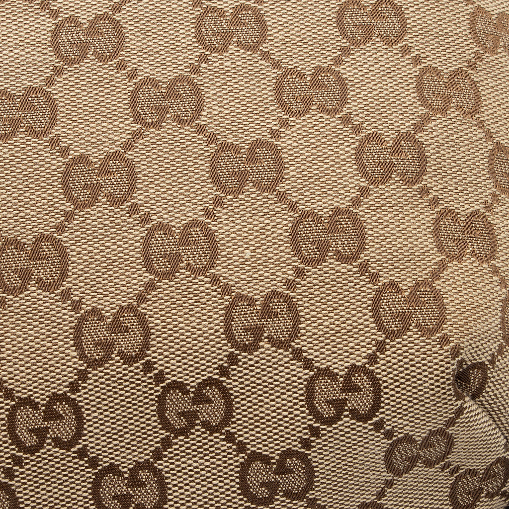 Gucci GG Canvas Half Moon Medium Messenger (SHF-wdpRGn)
