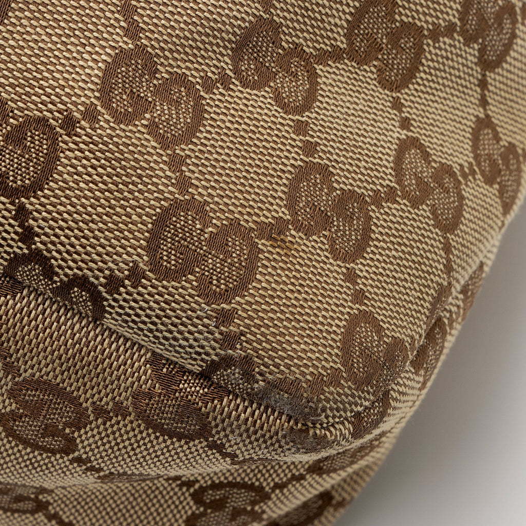Gucci GG Canvas Horsebit Medium Hobo (SHF-V8RIx7)