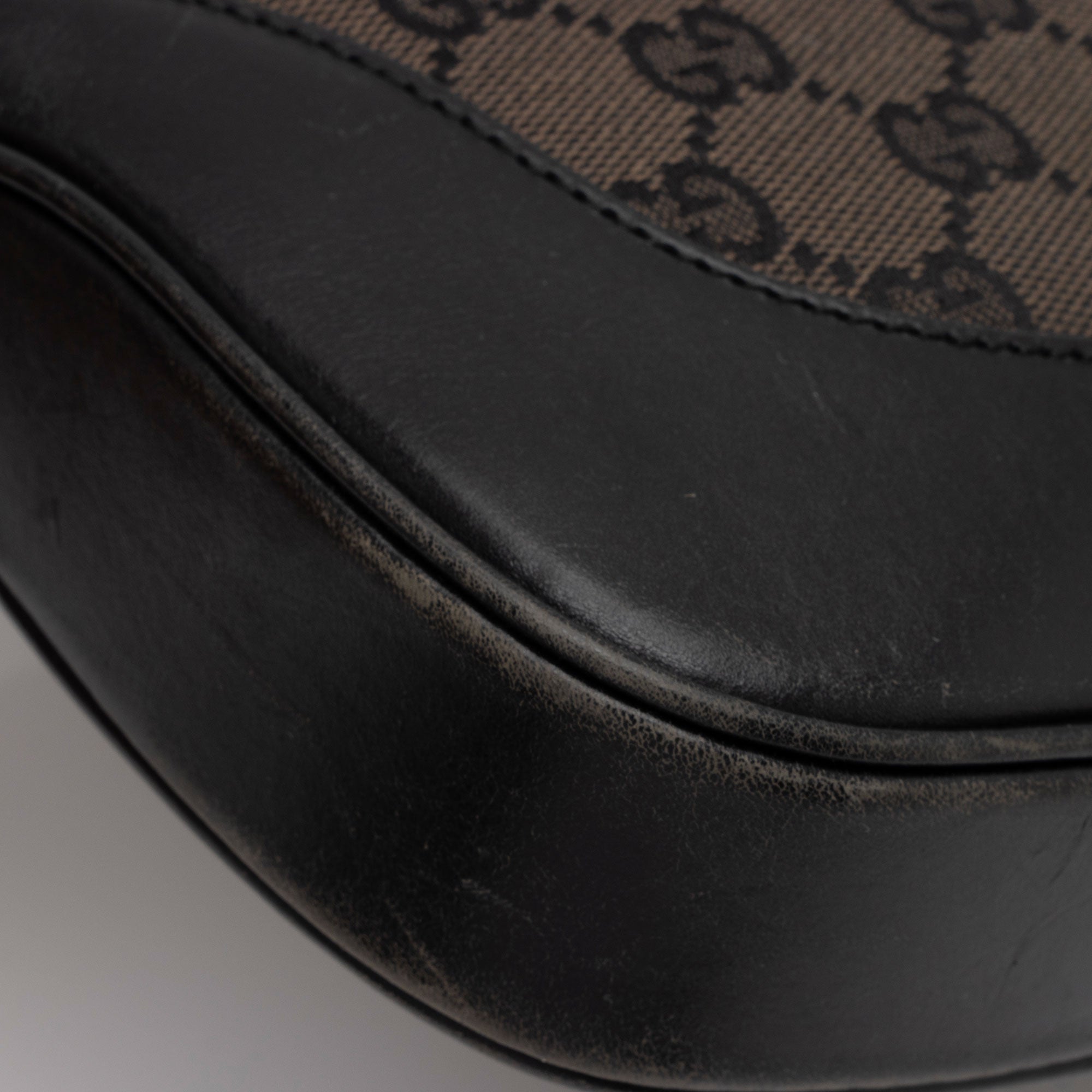 Gucci GG Canvas Jackie Hobo (SHF-HRXvrR)