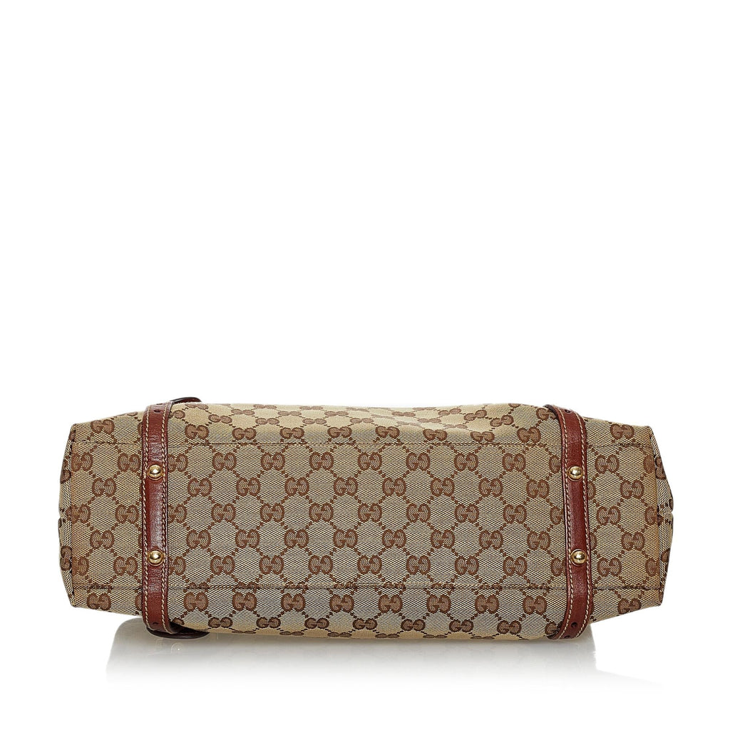Gucci GG Canvas Pelham Shoulder Bag (SHG-28303)