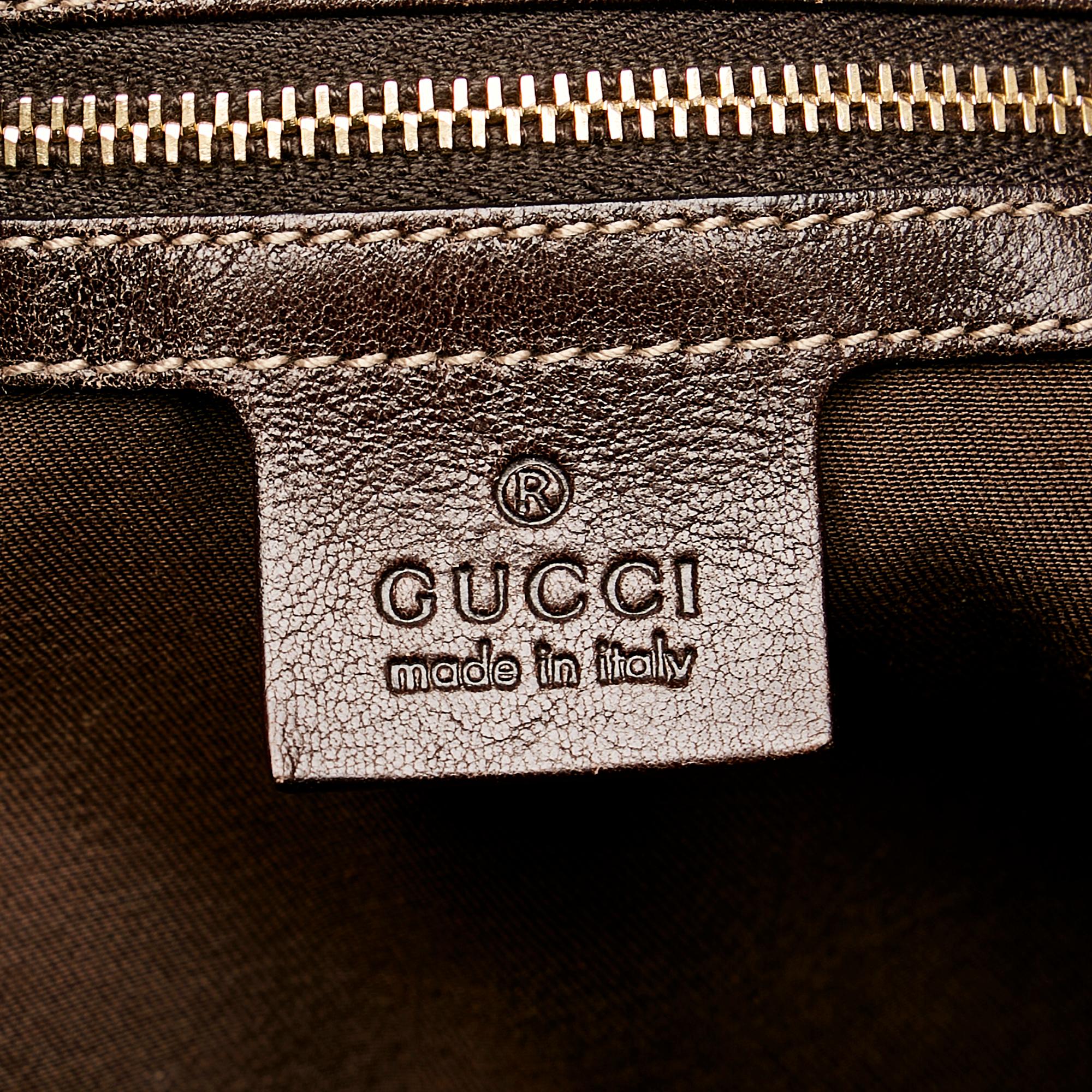 Gucci GG Canvas Pelham Shoulder Bag (SHG-30626)