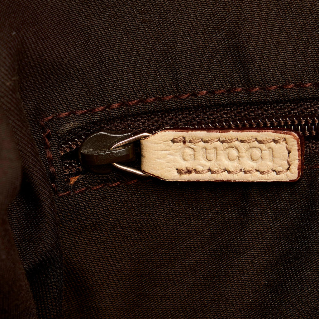 Gucci GG Canvas Pelham Shoulder Bag (SHG-32763)