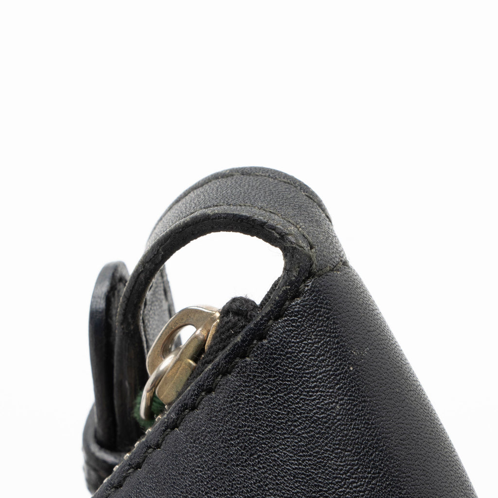 Gucci GG Canvas Pochette (SHF-4m4QYq)