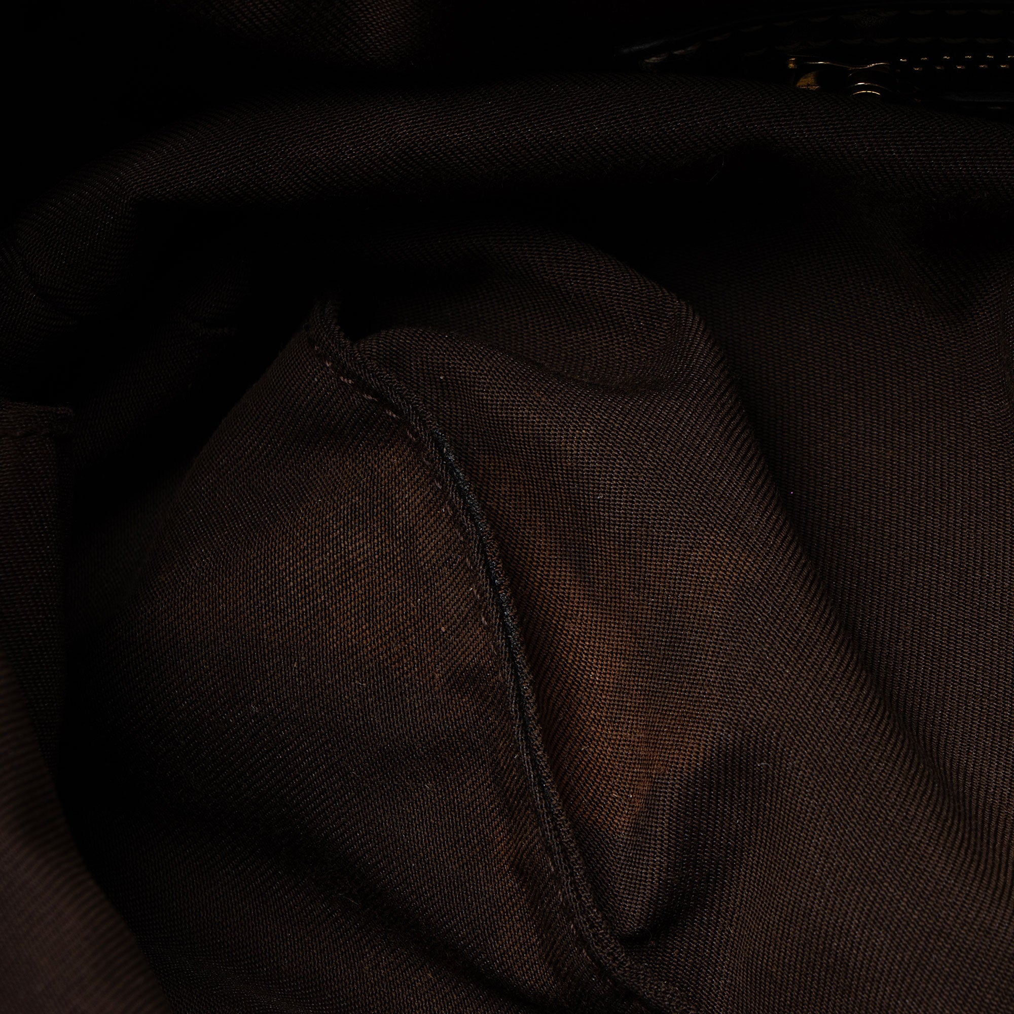 Gucci GG Canvas Queen Medium Hobo