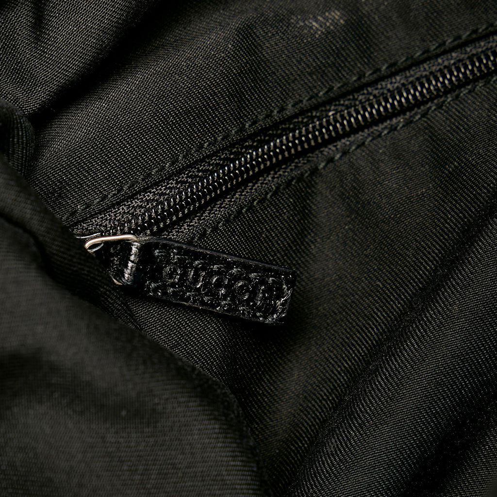 Gucci GG Canvas Shoulder Bag (SHG-29015)