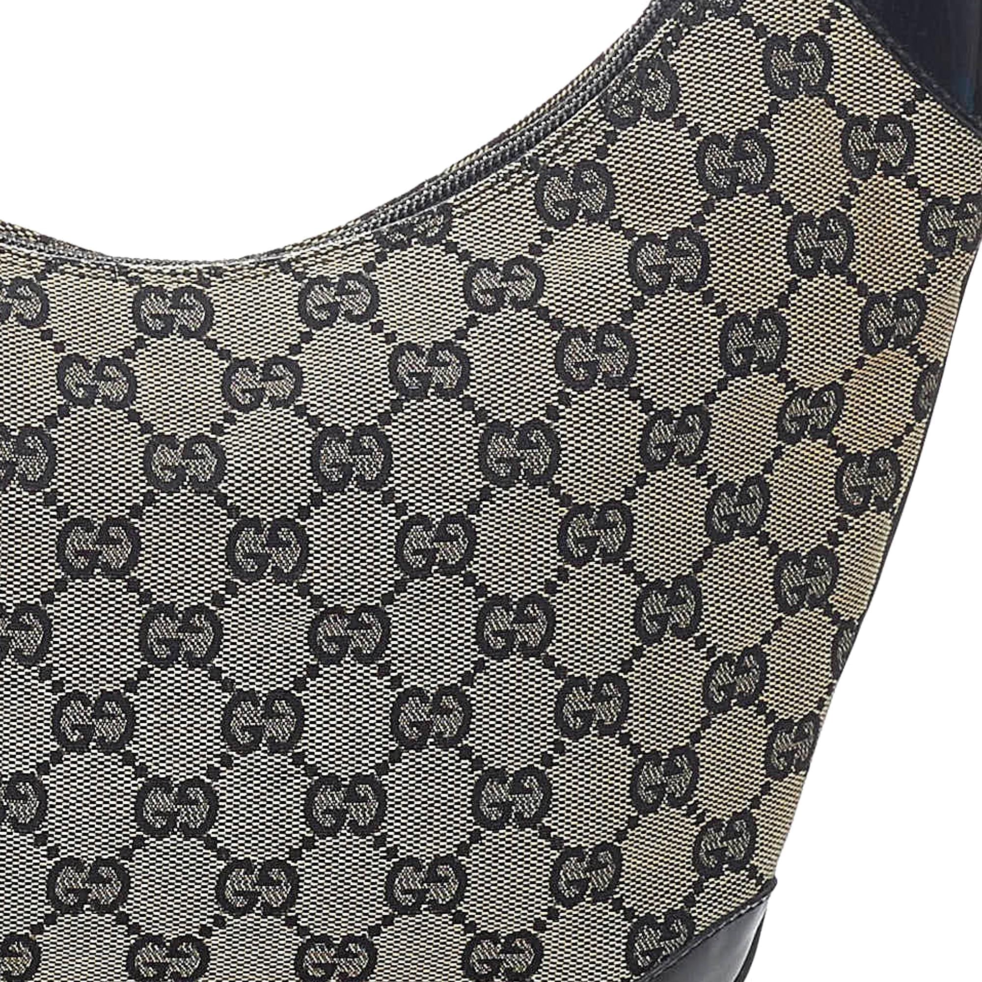 Gucci GG Canvas Shoulder Bag (SHG-32653)