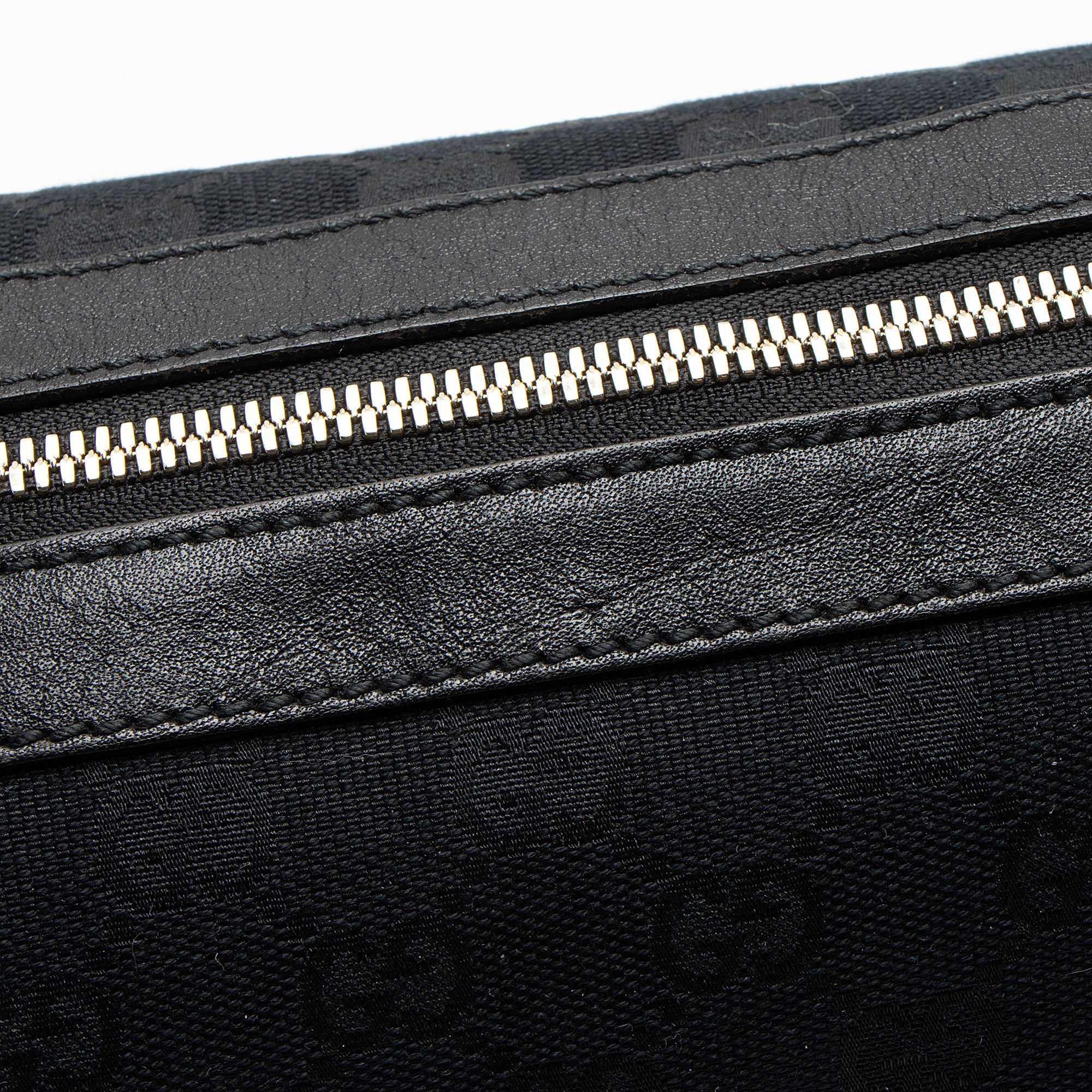 Gucci GG Canvas Studded Pelham Medium Messenger