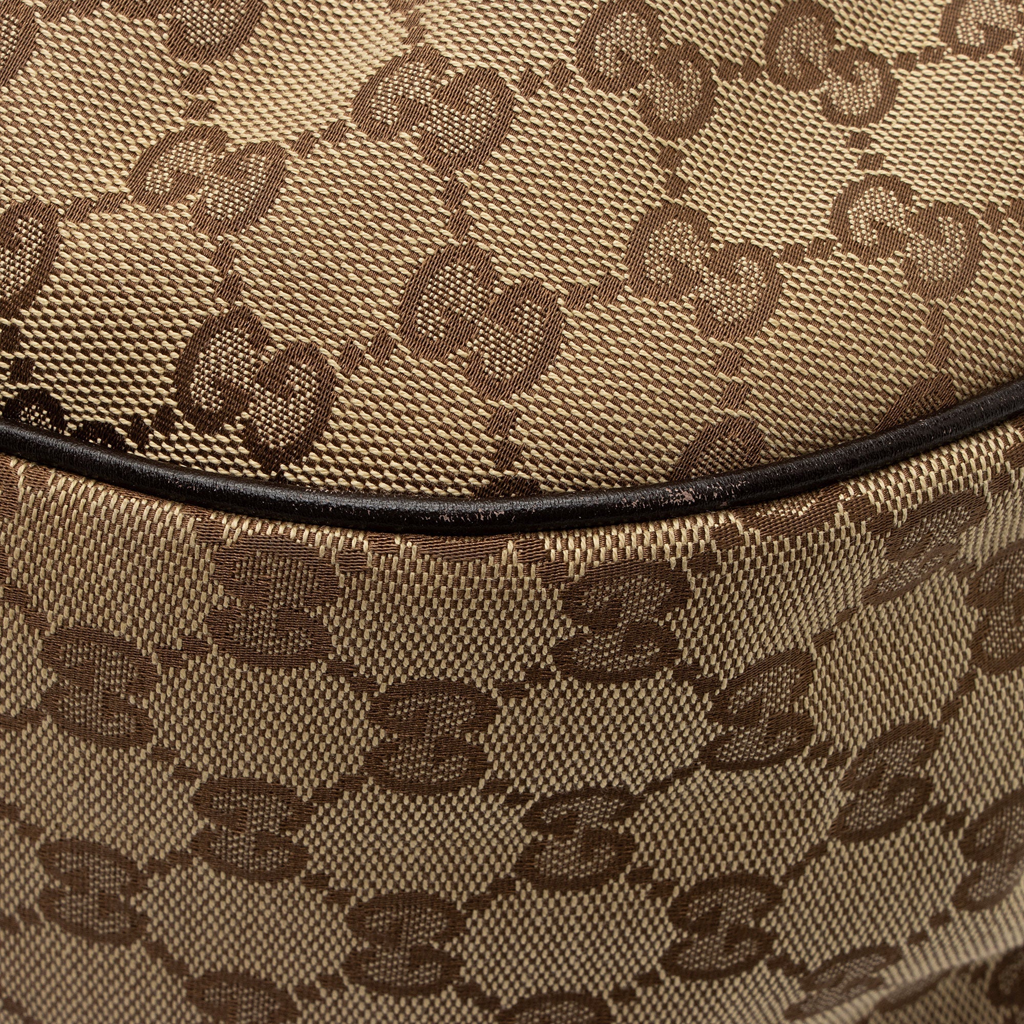 Gucci GG Canvas Sukey Hobo (SHF-tXcsDm)