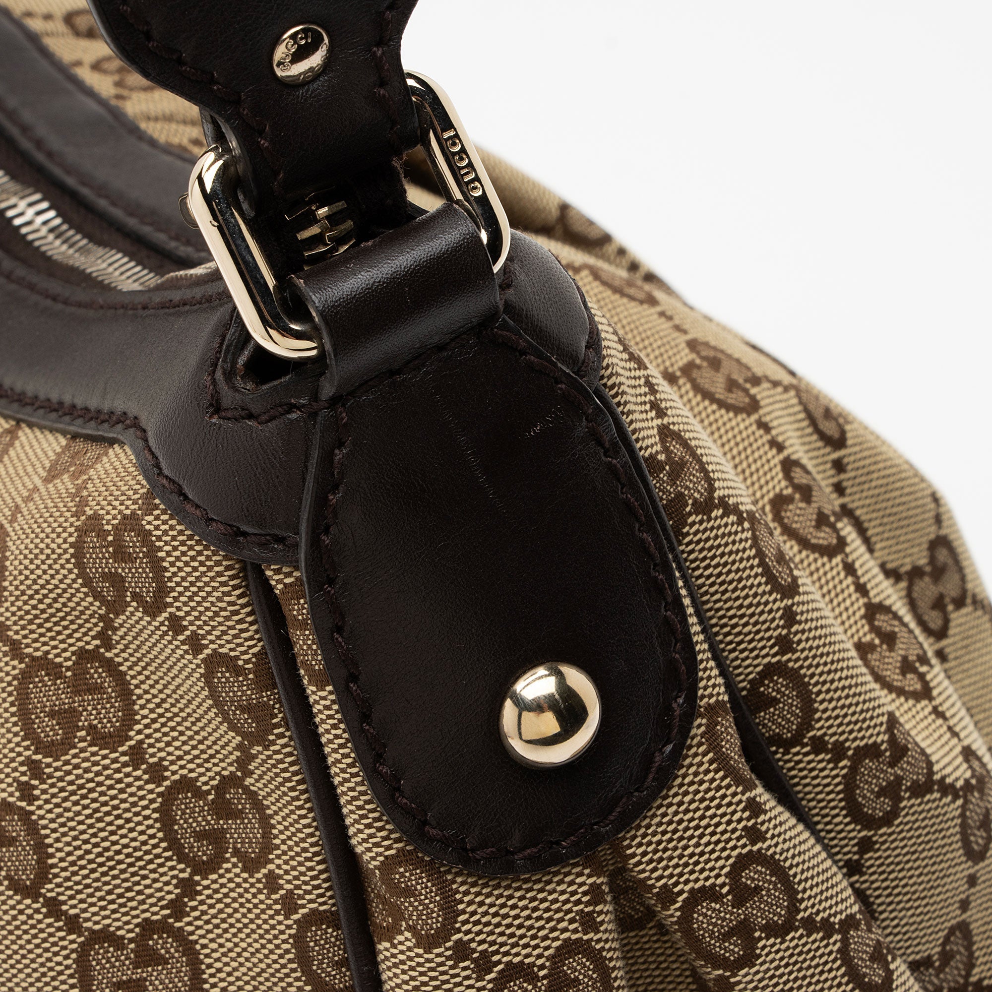 Gucci GG Canvas Sukey Hobo (SHF-tXcsDm)