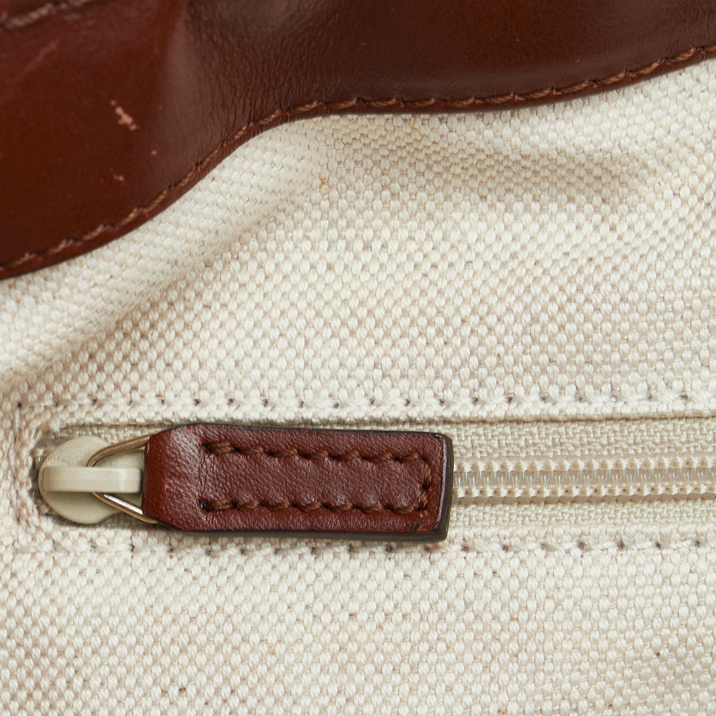 Gucci GG Canvas Sukey Satchel (SHG-M2Kzun)