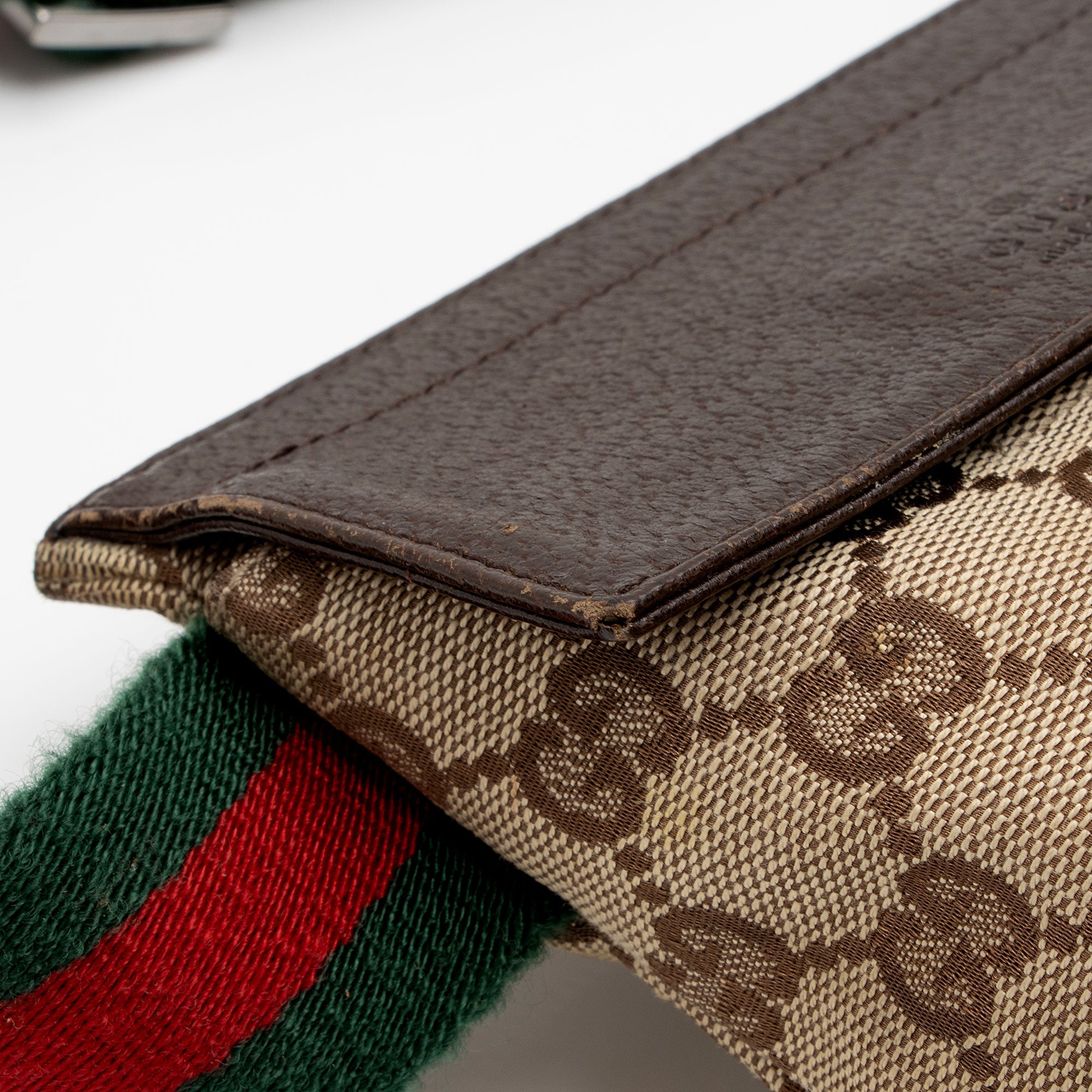 Gucci GG Canvas Web Belt Bag (SHF-k4S9yN)