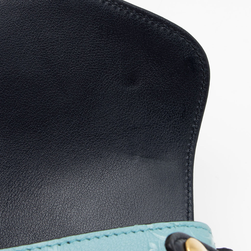 Gucci GG Debossed Leather Small Top Handle (SHF-ur1BGP)