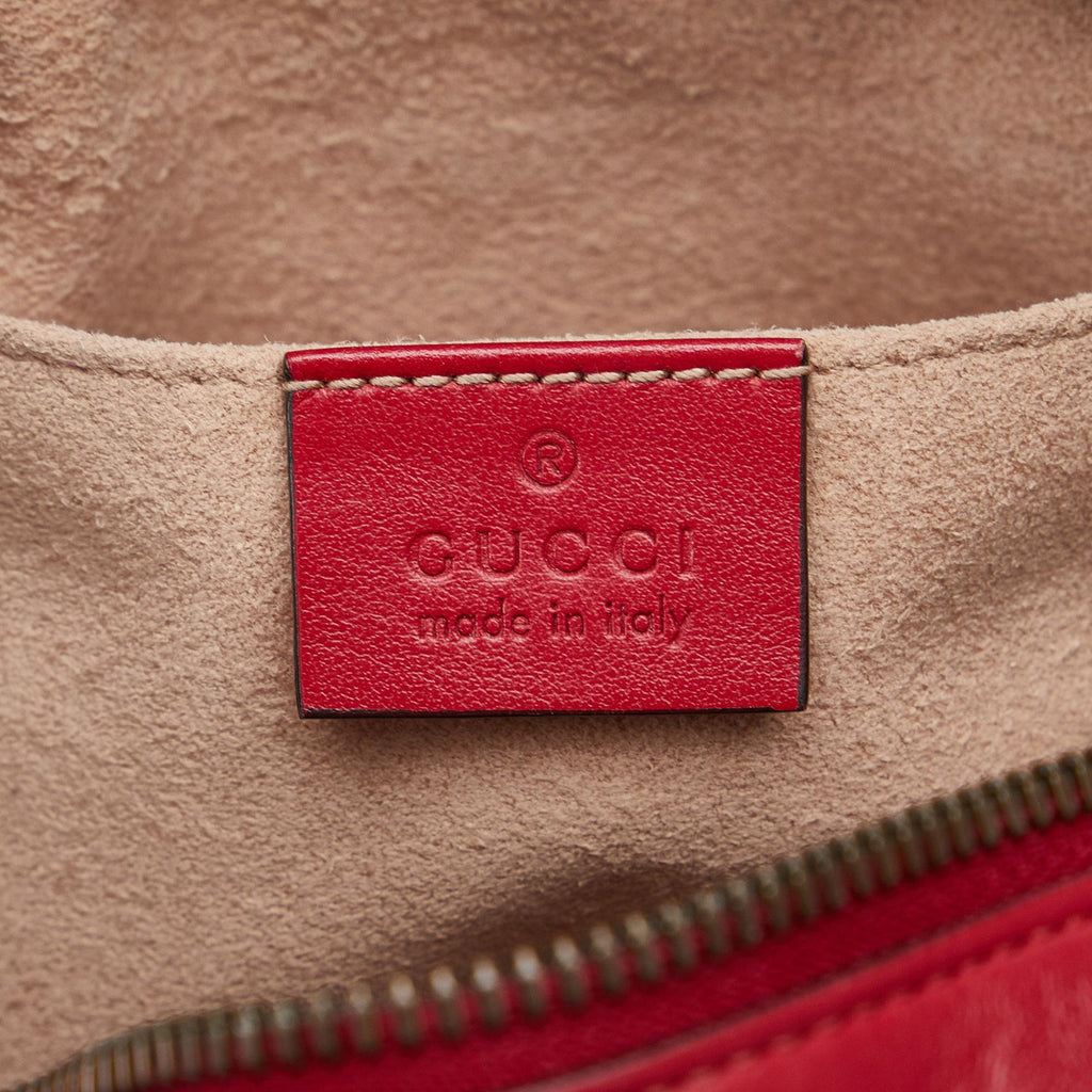 Gucci GG Marmont Matelasse Crossbody Bag (SHG-NhDdrJ)