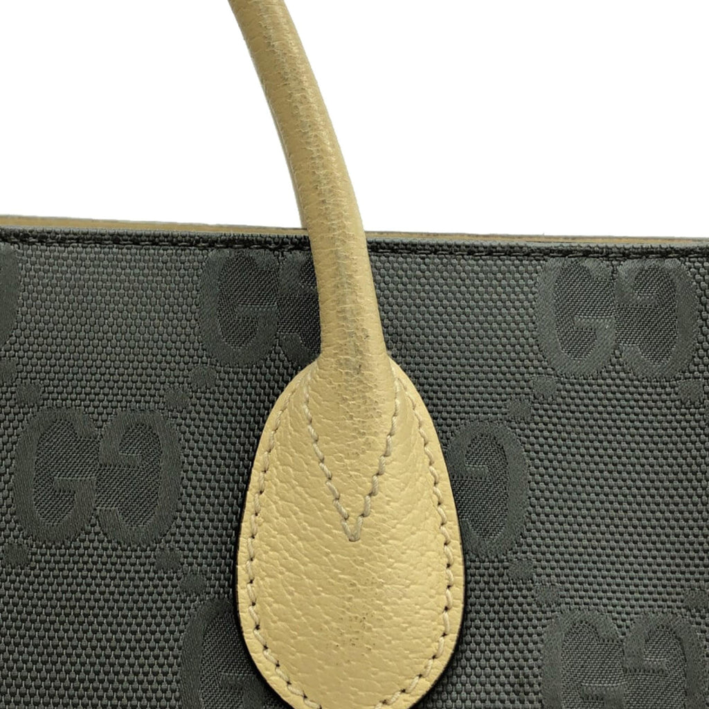Gucci GG Nylon Off the Grid Satchel (SHG-t3HTzp)