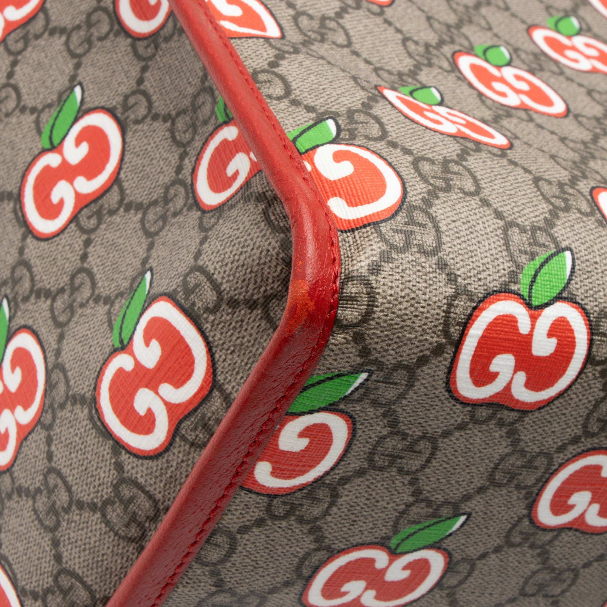 Gucci GG Supreme Apple Large Tote
