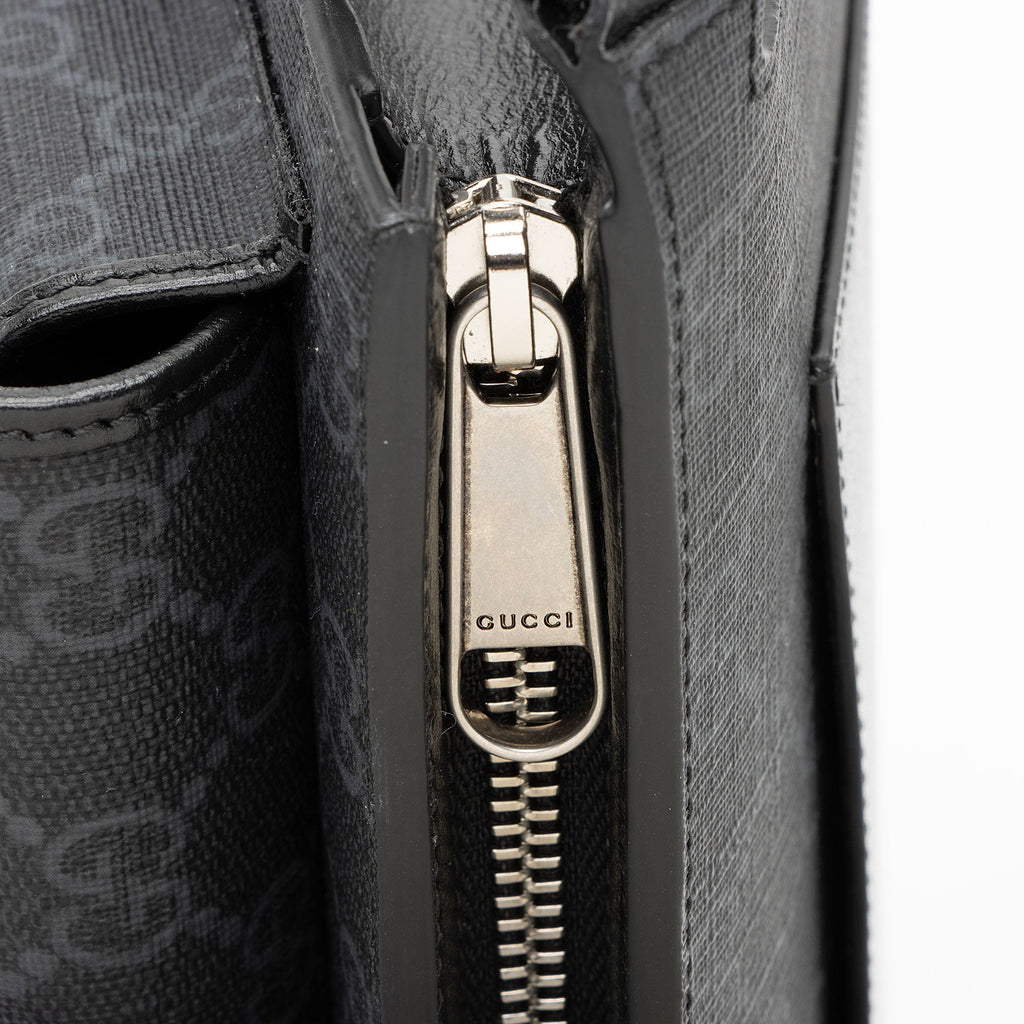 Gucci GG Supreme Flap Pocket Belt Bag