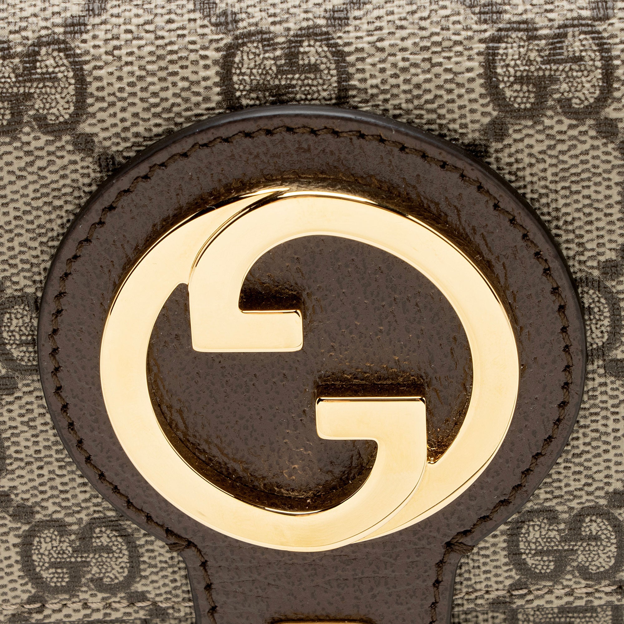 Gucci GG Supreme Blondie Belt Bag