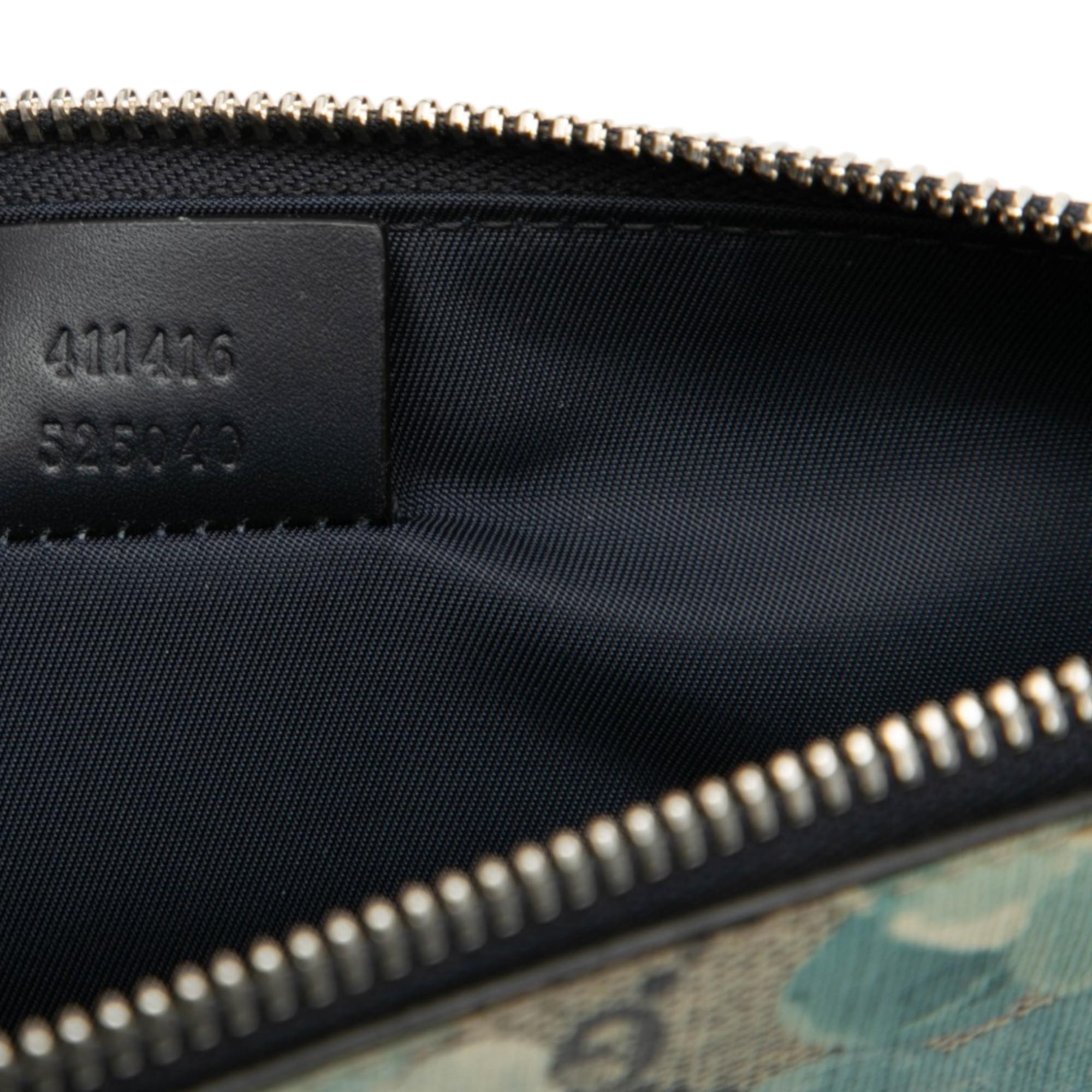 Gucci GG Supreme Blooms Clutch