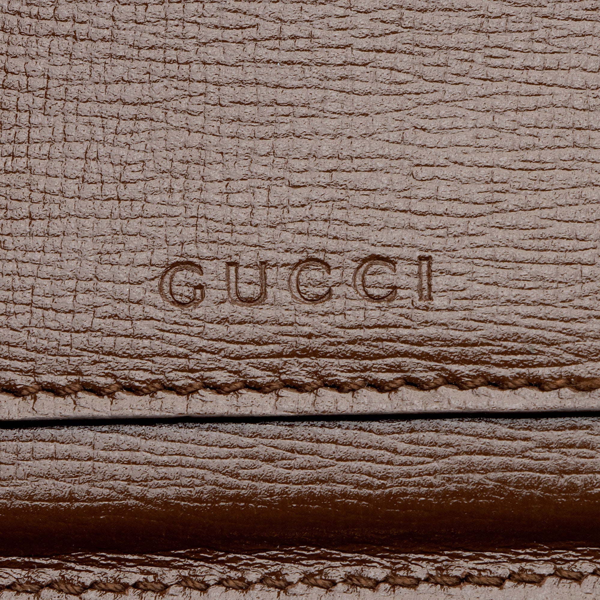 Gucci GG Supreme Clasp Camera Bag