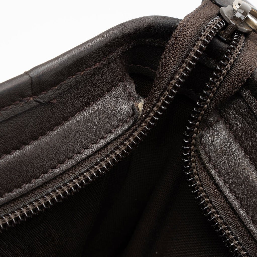 Gucci GG Supreme Classic Flat Medium Messenger (SHF-YZjiF7)