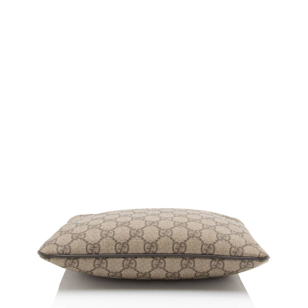 Gucci GG Supreme Classic Small Messenger