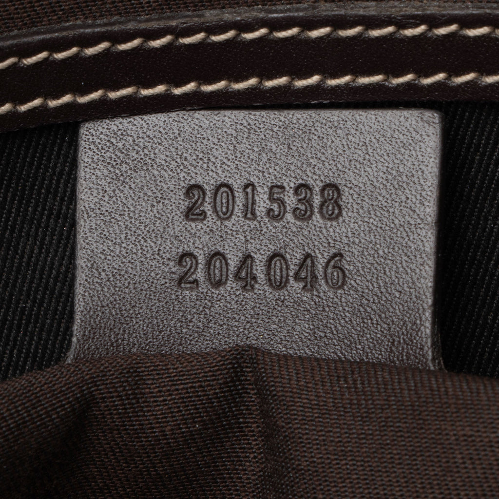Gucci GG Supreme Classic Small Messenger