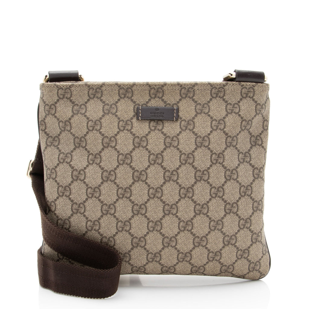 Gucci GG Supreme Classic Small Messenger