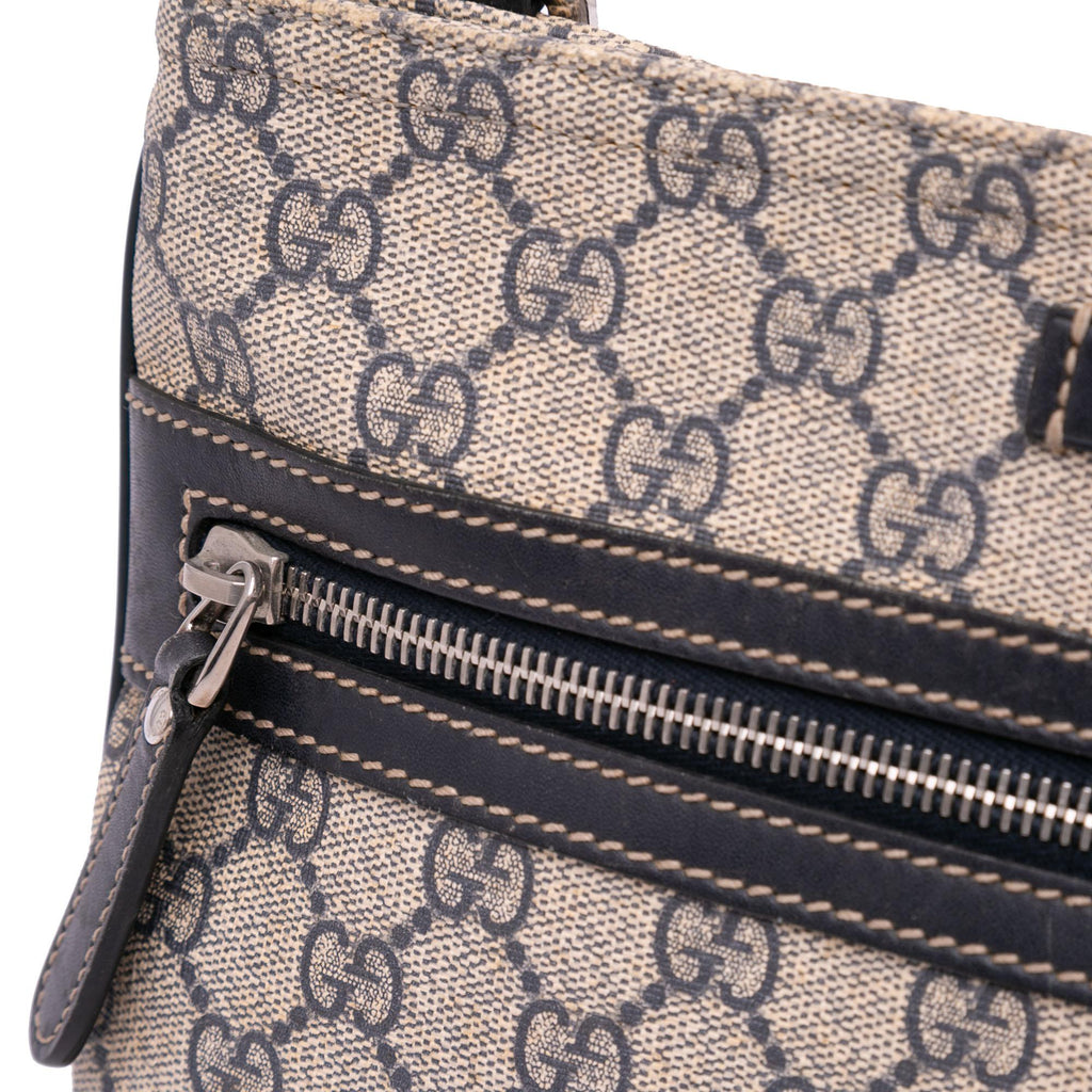 Gucci GG Supreme Crossbody