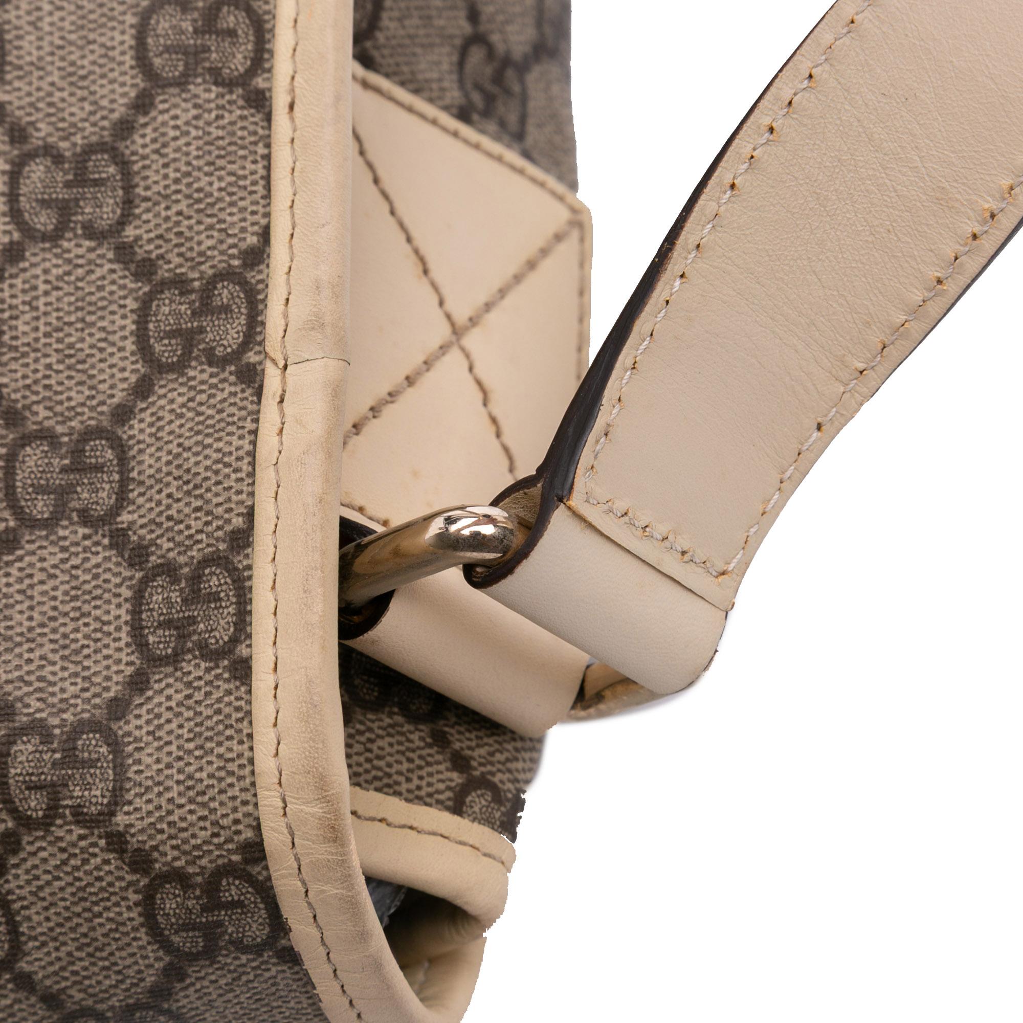 Gucci GG Supreme Crossbody