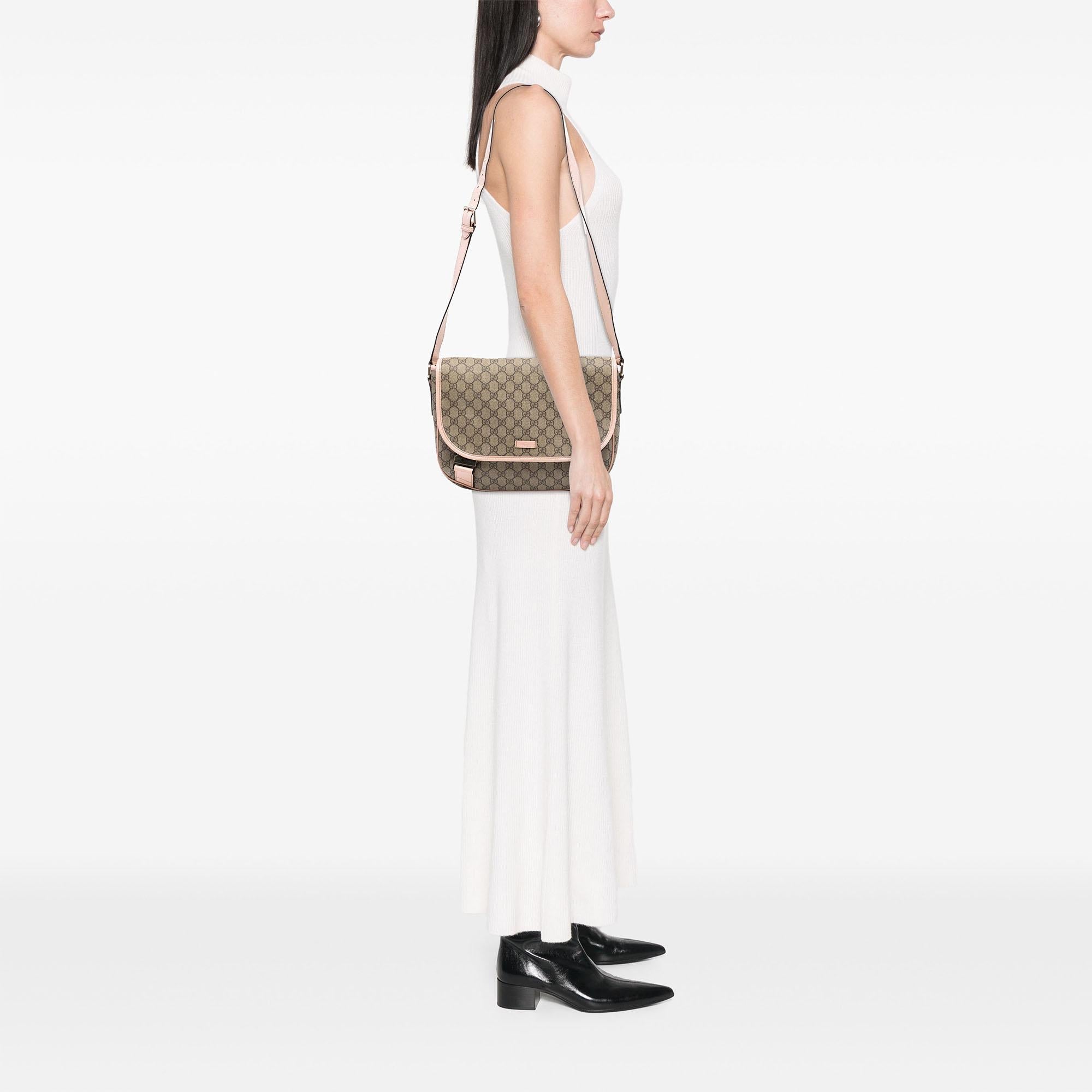 Gucci GG Supreme Crossbody