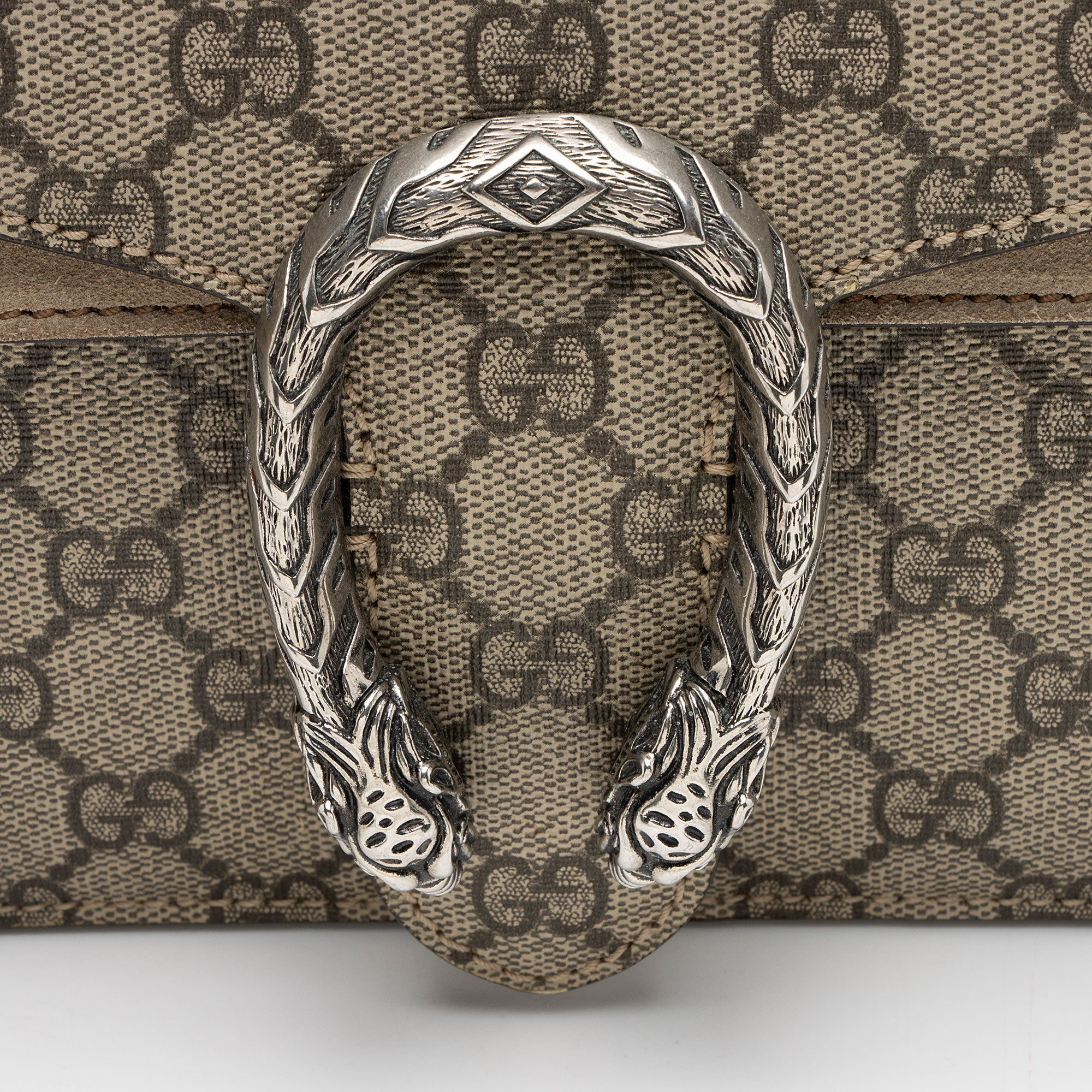 Gucci GG Supreme Dionysus Medium Shoulder Bag
