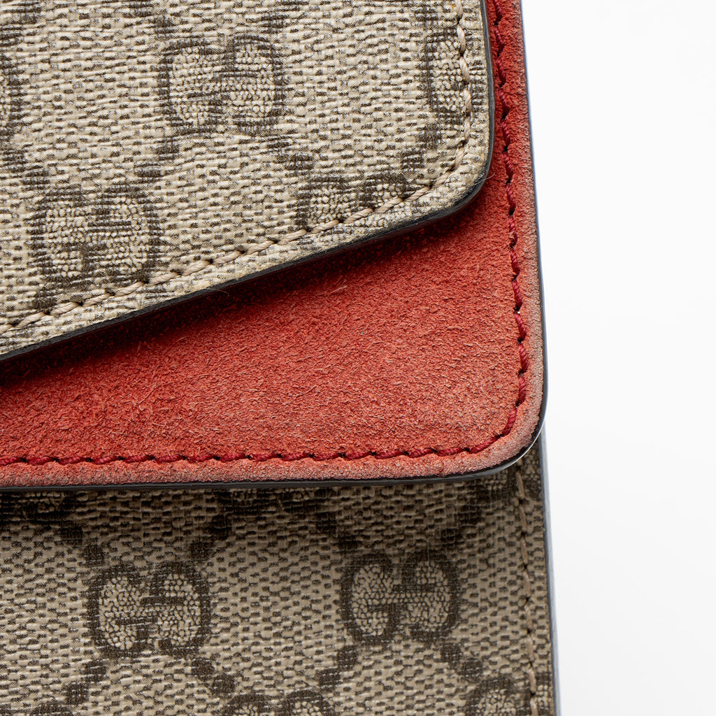 Gucci GG Supreme Dionysus Medium Shoulder Bag