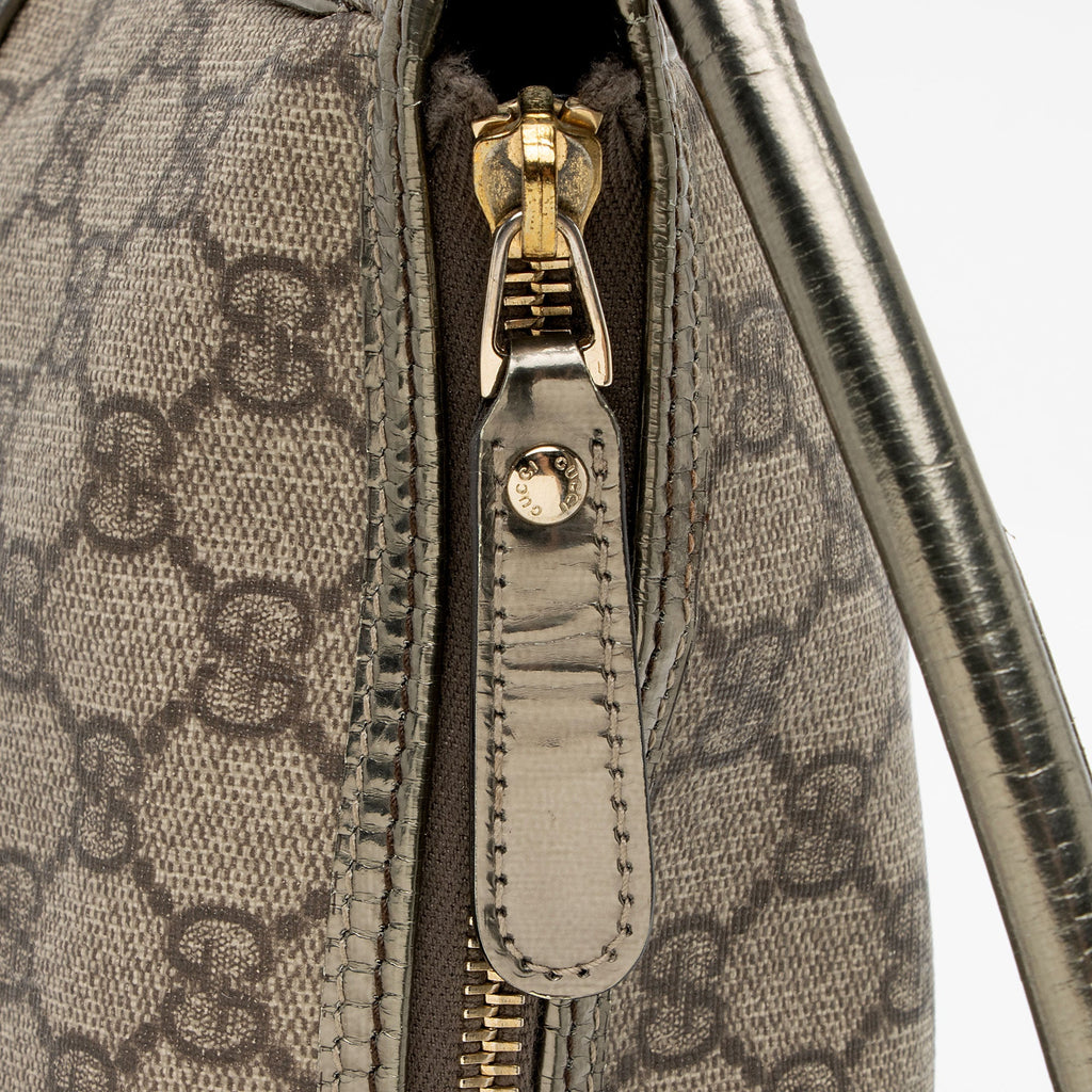 Gucci GG Supreme Pocket Hobo (SHF-hYDufh)
