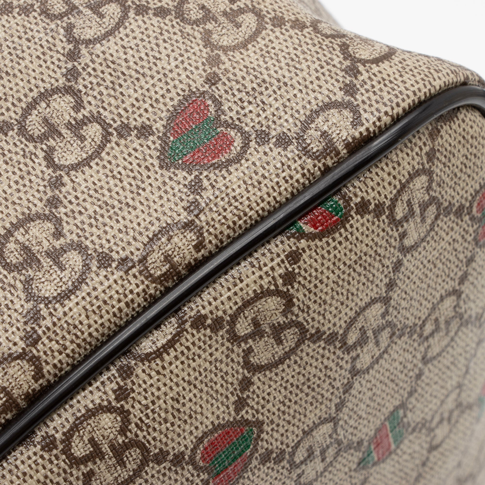 Gucci GG Supreme Tattoo Hearts Joy Boston Bag (SHF-H1LsWc)